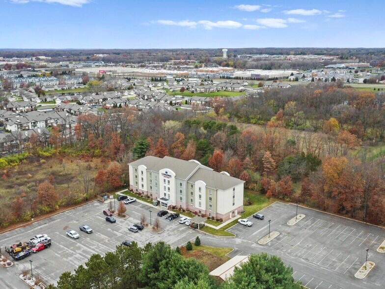 More Photos Of 1220 E Douglas Rd, Granger Hotel For Sale