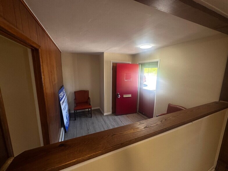 More Photos Of 3138 Mount Morris Rd, Waynesburg Office For Sale