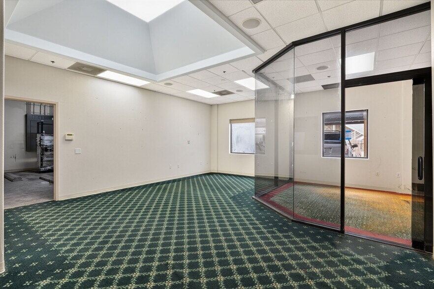 More Photos Of 2601 Cornerstone Blvd, Edinburg Medical For Sale