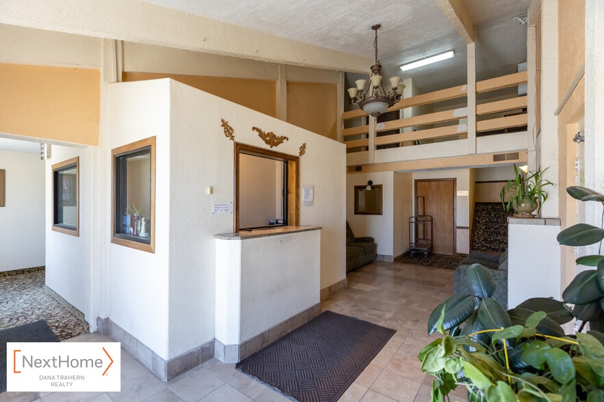More Photos Of 2093 W Oklahoma Ave, Ulysses Hotel For Sale