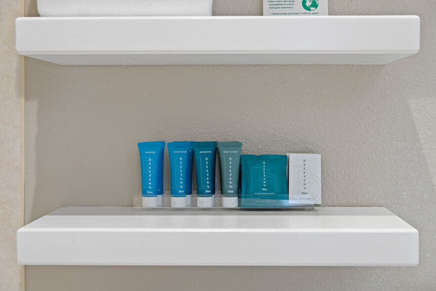 More Photos Of 2301 3rd Ave, Seattle Hotel For Sale