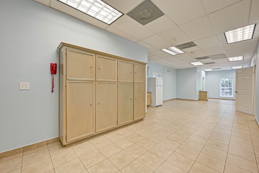 More Photos Of 2105 Cypress Landing Dr, Houston Daycare Center For Sale