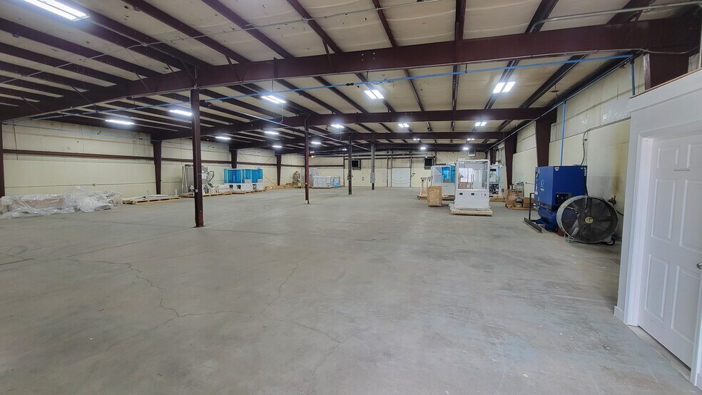 More Photos Of 1751 12th Ave, Columbus Service For Sale