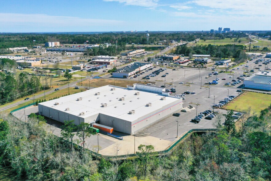 More Photos Of 12075 Lamey Bridge Rd, Diberville Freestanding For Sale