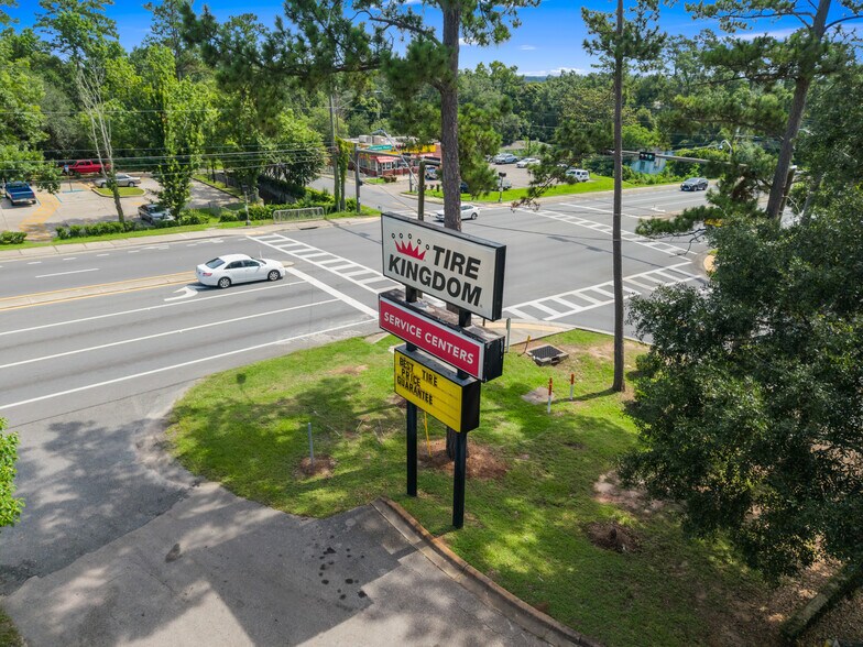 More Photos Of 3475 Apalachee Pky, Tallahassee Auto Repair For Sale