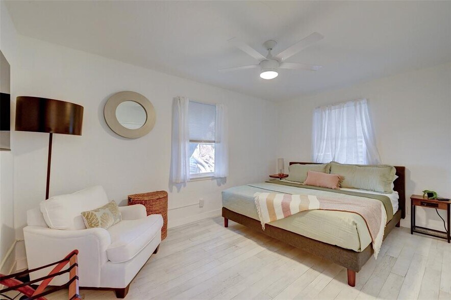 More Photos Of 1944 NE 5th St, Deerfield Beach Apartments For Sale