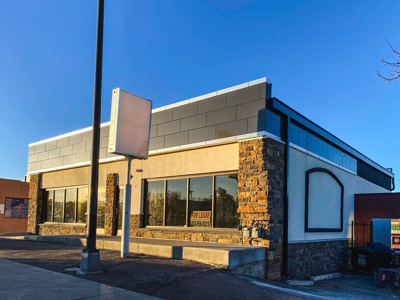 More Photos Of 9885 W Colfax Ave, Lakewood Freestanding For Lease