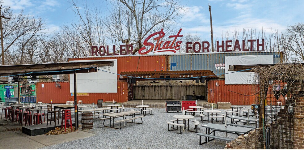 More Photos Of 2166 Central Ave, Memphis Freestanding For Sale