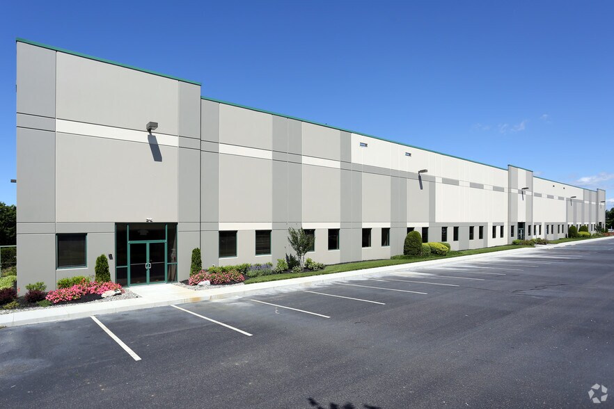 Primary Photo Of 10 E Park Dr, Westampton Warehouse For Lease