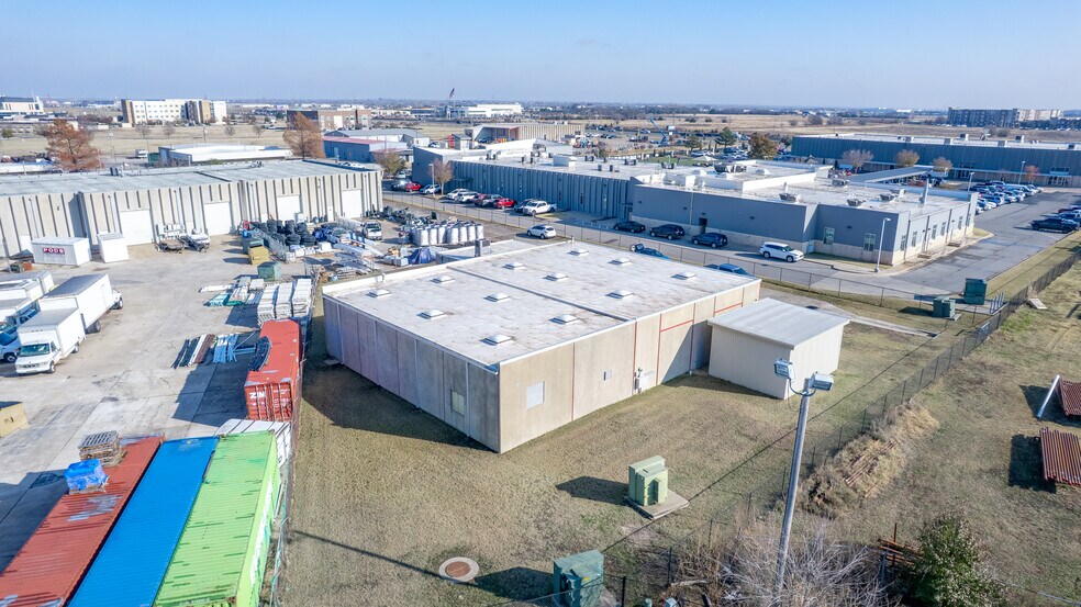 More Photos Of 3152 Broce Dr, Norman Light Manufacturing For Lease