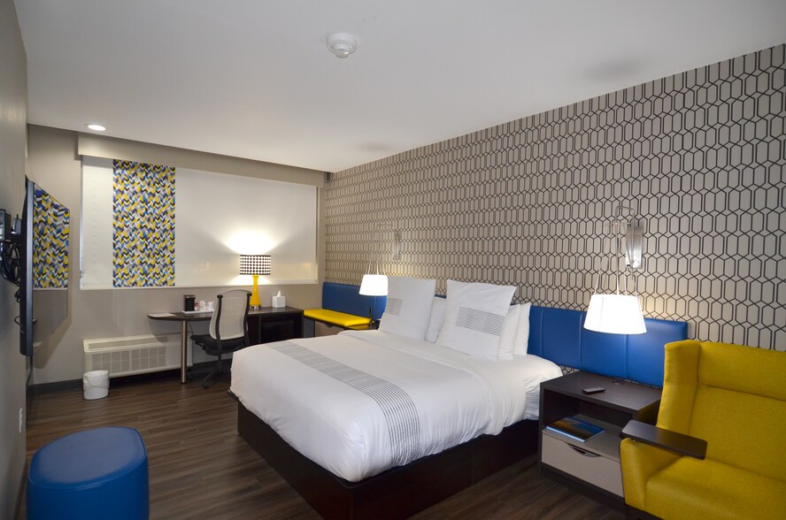 More Photos Of 123 W Maine Ave, Enid Hotel For Sale