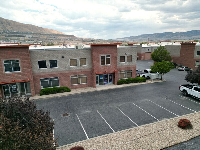 More Photos Of 78 W 13775 S, Draper Loft Creative Space For Lease