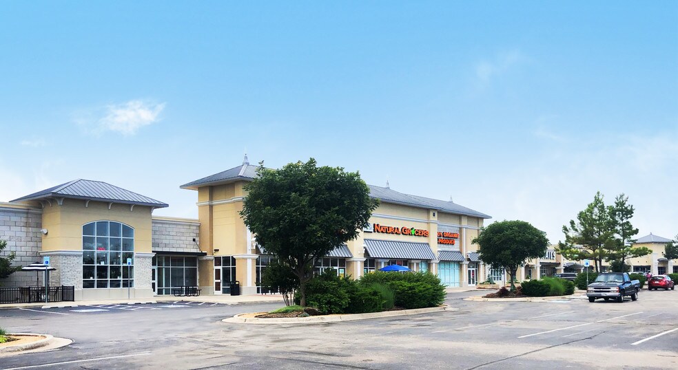 More Photos Of 3303 S Boulevard St, Edmond Unknown For Lease