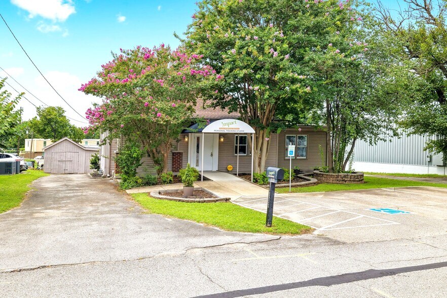 More Photos Of 2839 Logan St, Nashville Loft Creative Space For Sale