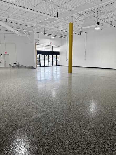 More Photos Of 4100-4300 Okeechobee Rd, Fort Pierce Light Distribution For Lease