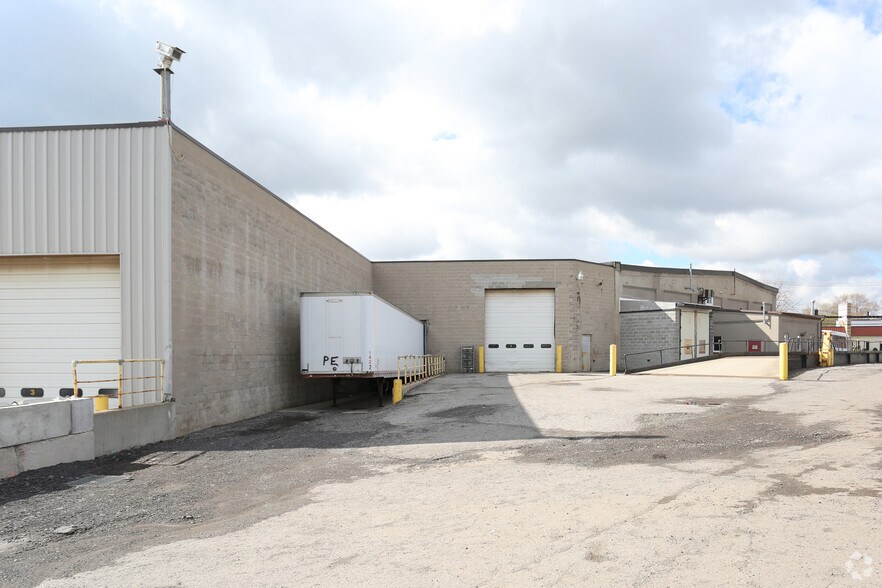 More Photos Of 600 West Ave, Rochester Manufacturing For Lease