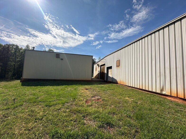 More Photos Of 4377 Dallas Cherryville Hwy, Bessemer City Industrial For Lease