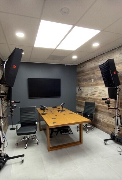 More Photos Of 2493 Technology Dr, Hayward Office For Lease