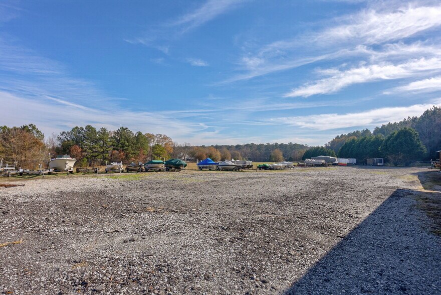 More Photos Of 1020 Blue Springs Rd, Buckhead Parking Lot For Sale