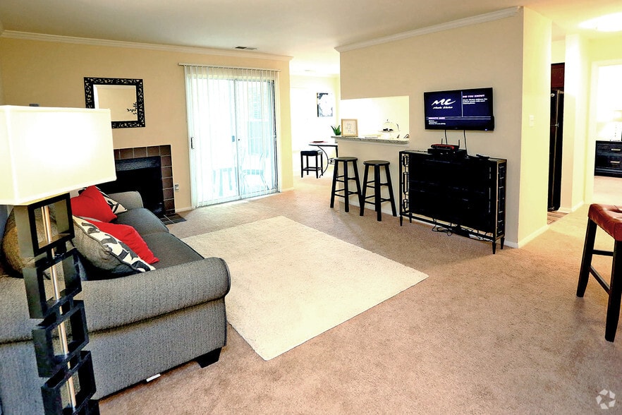 More Photos Of 3001 Reflections Way, Virginia Beach Apartments For Sale