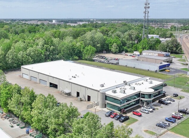 Primary Photo Of 4479 S Mendenhall Rd, Memphis Light Distribution For Sale