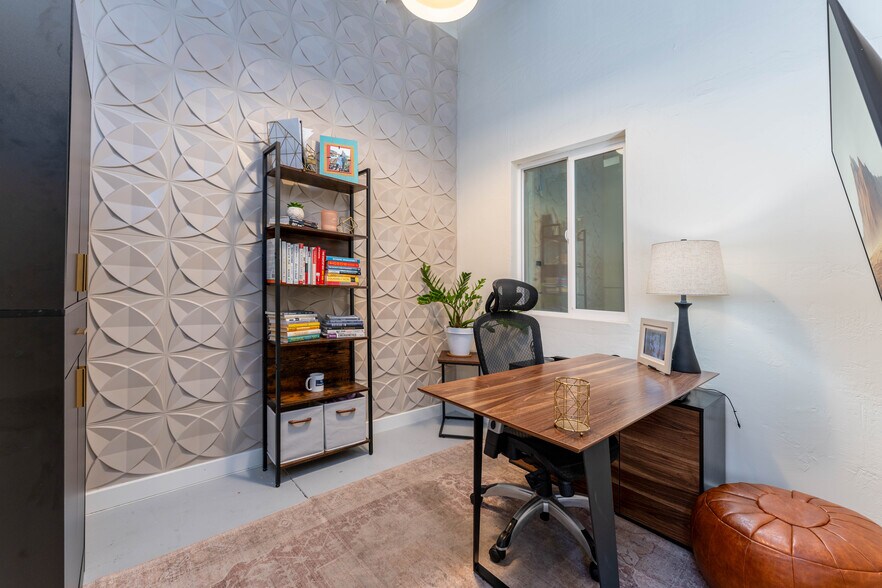 More Photos Of 1906 N Higley Rd, Mesa Flex For Sale