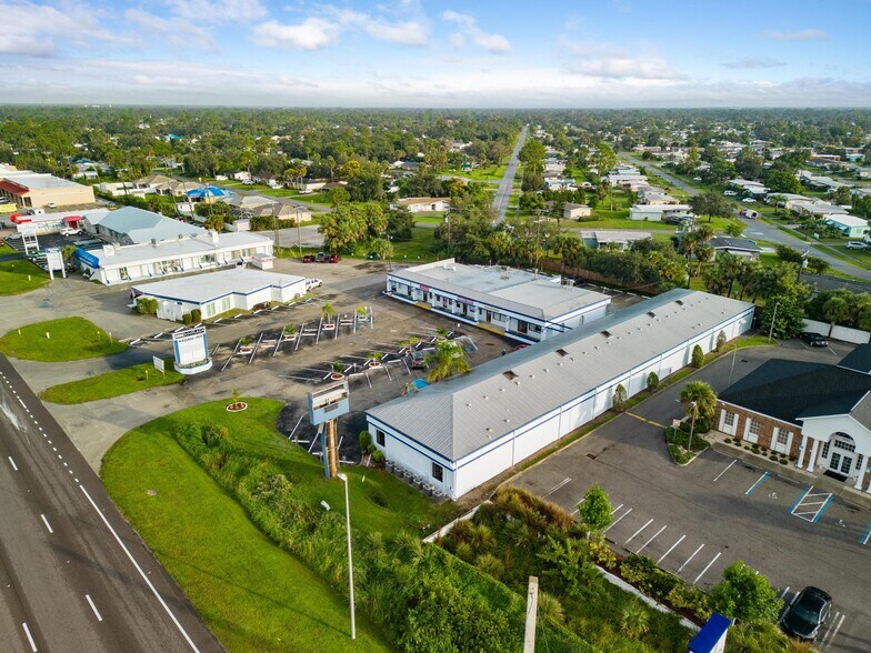 More Photos Of 2886 Tamiami Trl, Port Charlotte Office Residential For Lease