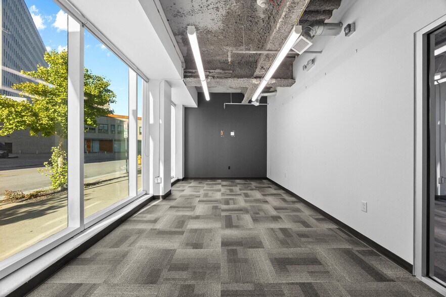 More Photos Of 88-94 Elm St, Rochester Office Residential For Lease