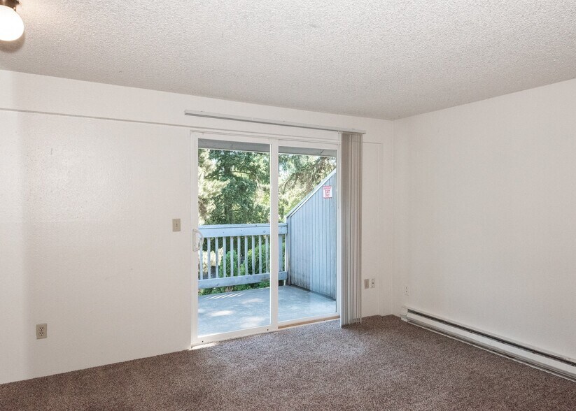 More Photos Of 9350 SW Hall Blvd, Tigard Apartments For Sale