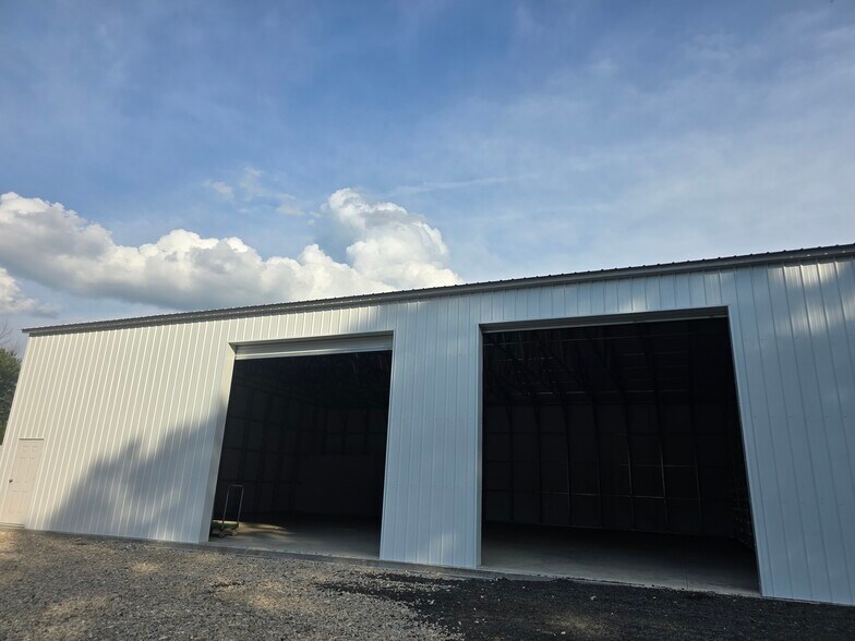 More Photos Of 23147 Hubbards Rd, Remington Warehouse For Lease