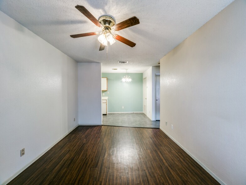 More Photos Of 7737 Skolout St, San Antonio Apartments For Sale