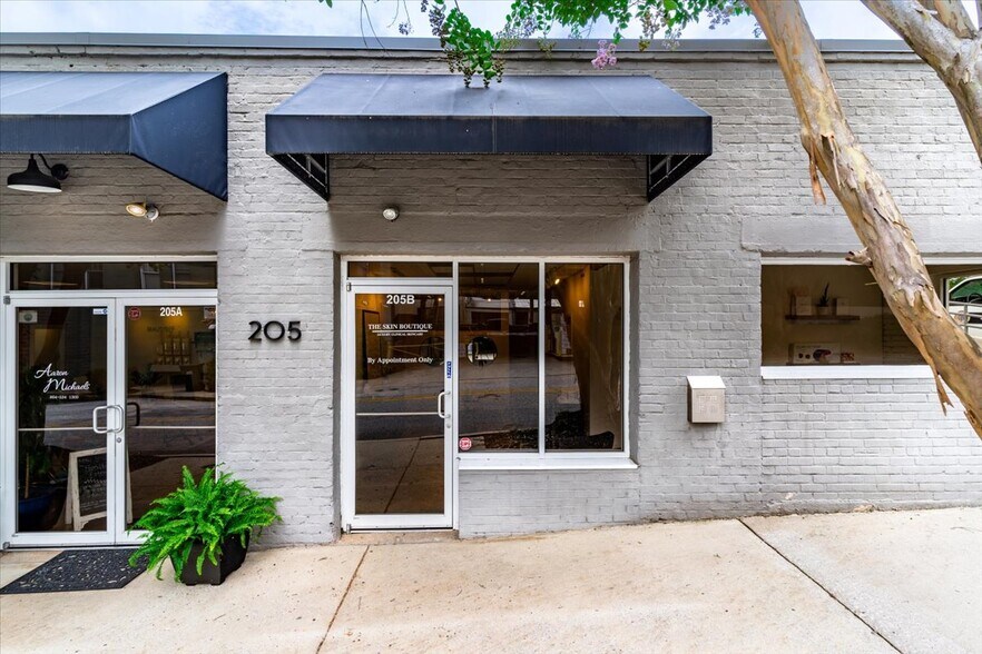 More Photos Of 205 N Laurens St, Greenville Loft Creative Space For Lease