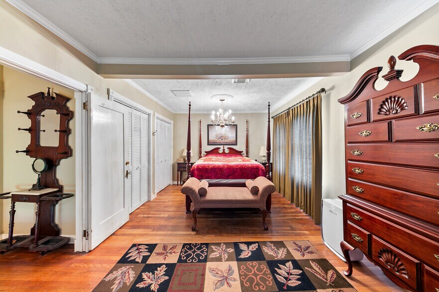 More Photos Of 2222 N Main St, Highlands Land For Sale