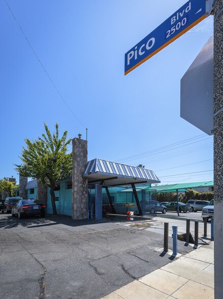 More Photos Of 2510 Pico Blvd, Santa Monica Land For Sale