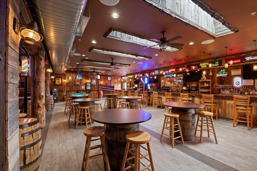 More Photos Of 728 Court St, Utica Restaurant For Sale