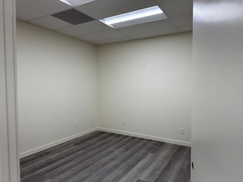 More Photos Of 500 E Compton Blvd, Compton Medical For Lease