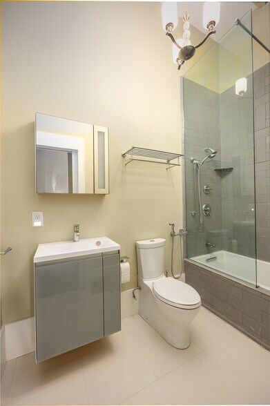 More Photos Of 81 N Main St, Ellenville Office Residential For Sale