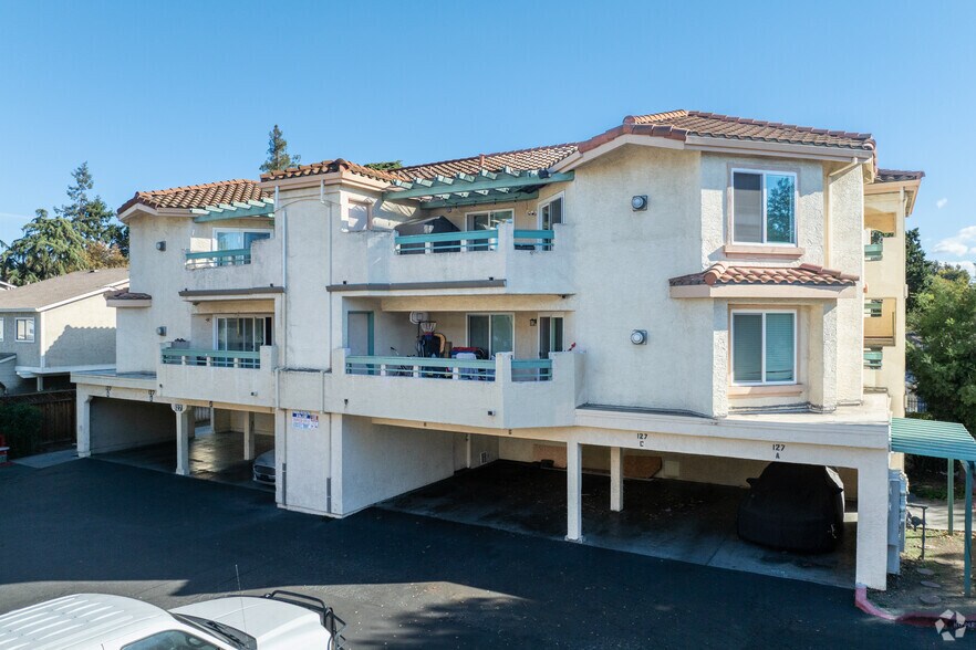 More Photos Of 127 Rancho Dr, San Jose Apartments For Sale