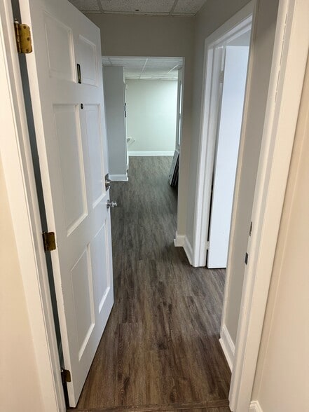 More Photos Of 12900-12940 SW 133rd Ct, Miami Office Residential For Lease