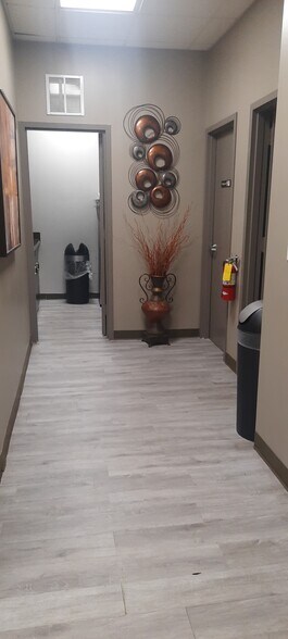 More Photos Of 499 Arrowhead Blvd, Jonesboro Medical For Sale