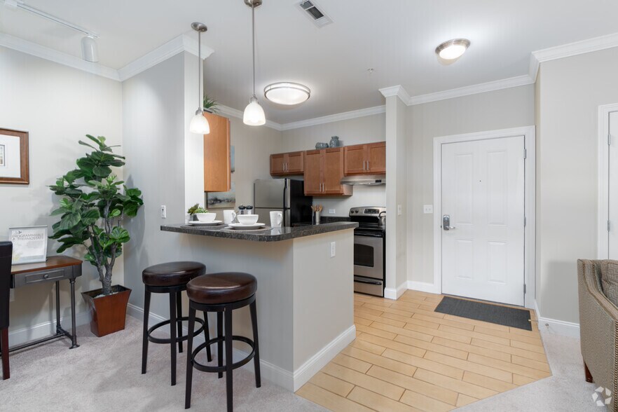 More Photos Of 200-220 Trotter Rd, Weymouth Apartments For Lease