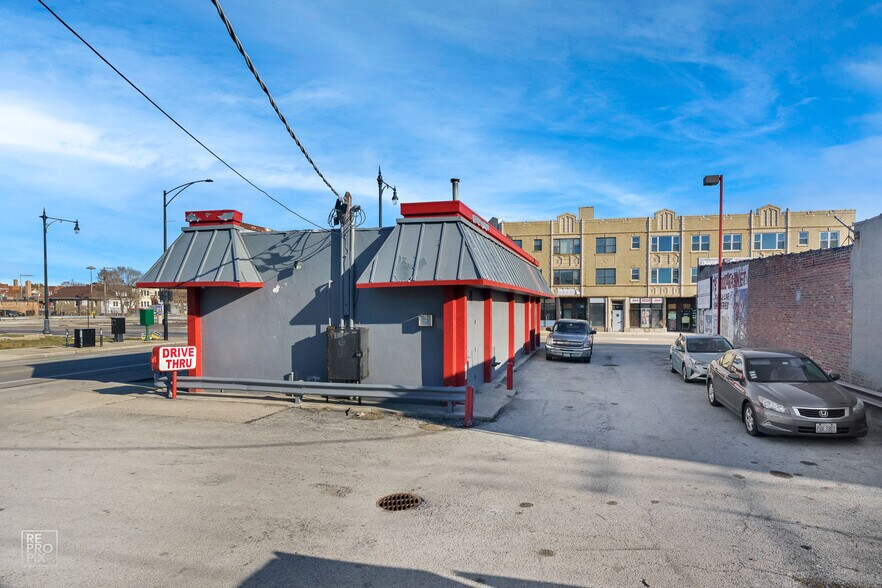 More Photos Of 1359 W 79th St, Chicago General Retail For Sale