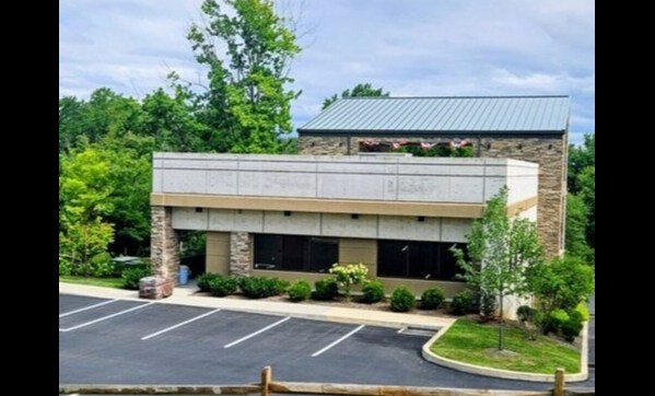 Primary Photo Of 3407 West Chester Pike, Newtown Square Medical For Lease
