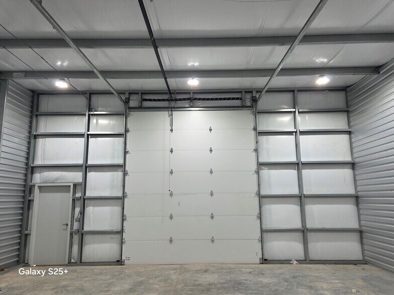 More Photos Of 13 Ben Dr Suite 3, Moorcroft Wy 82721, Moorcroft Manufacturing For Lease