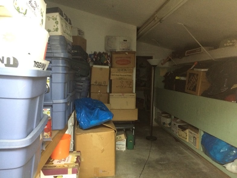 More Photos Of 12065 Paramount Blvd, Downey Storefront For Lease