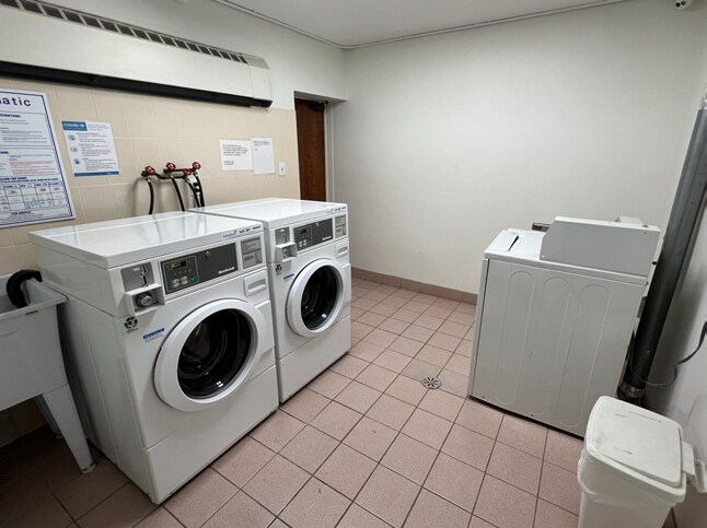 More Photos Of 336 Clinton St, Toronto Apartments For Sale