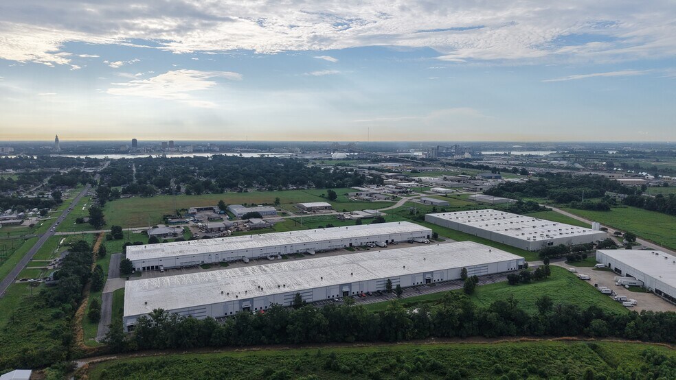 More Photos Of 1870 Grand Terre Ln, Port Allen Distribution For Lease