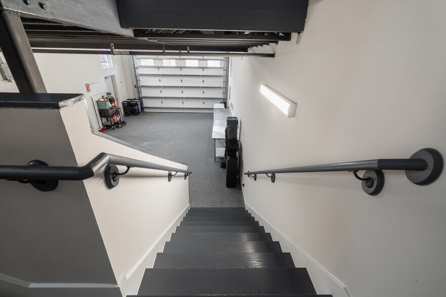 More Photos Of 1435 FM 1463 Rd, Katy Showroom For Lease