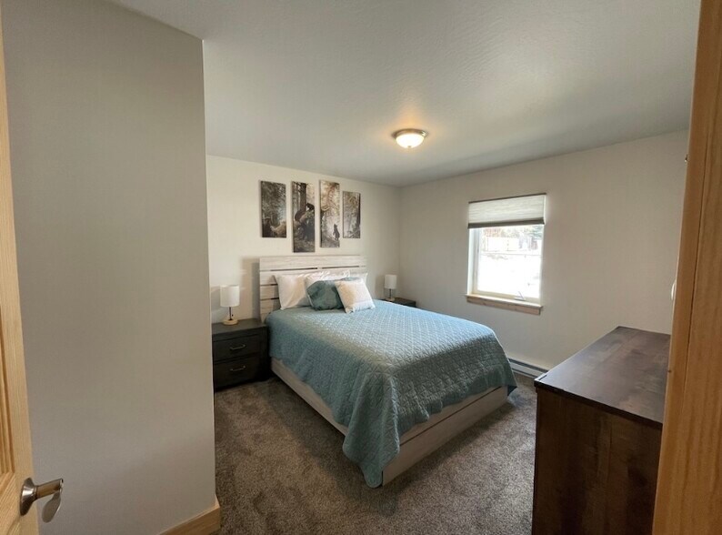 More Photos Of 305 Spring Street, Gardiner Multifamily For Sale