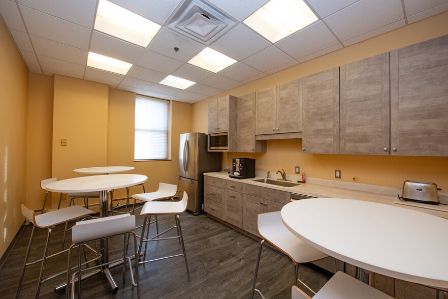 More Photos Of 36 Exchange Ter, Providence Office For Sale